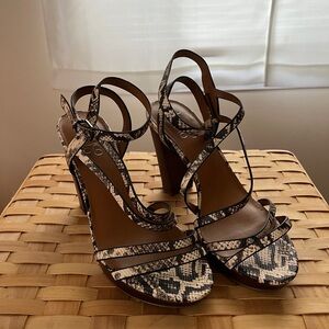 Stylish Snake Print Strappy Heels